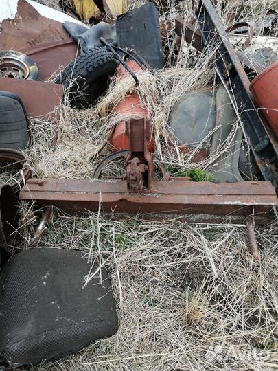 Запчасти на трактор т40 бу