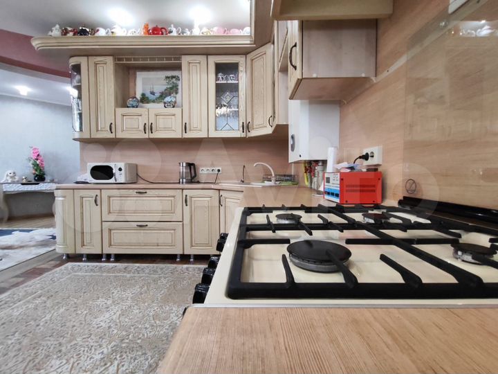 2-к. квартира, 85,5 м², 2/9 эт.