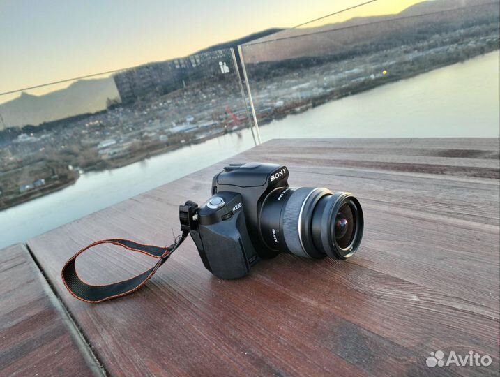 Зеркальная камера sony a230