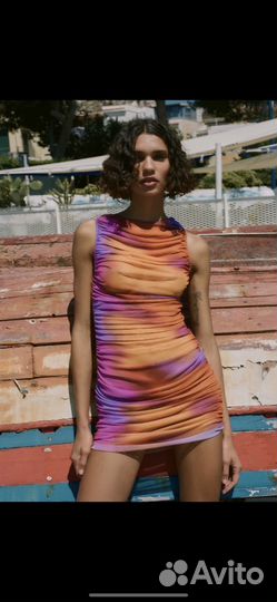 Платья Zara