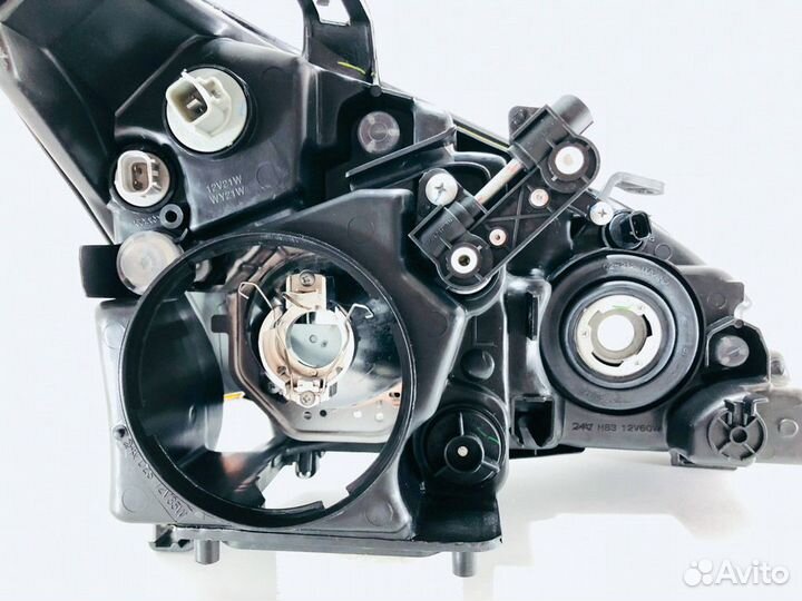 Фара левая Lexus RX 300