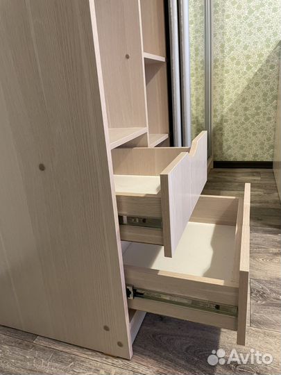 Платенной шкаф