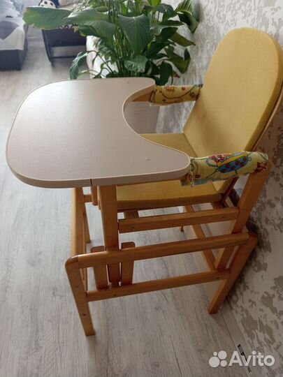 Стул для кормления