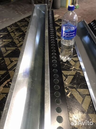 Кормушка для курей и перепелов