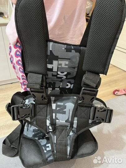 Детское удерживающее устройство