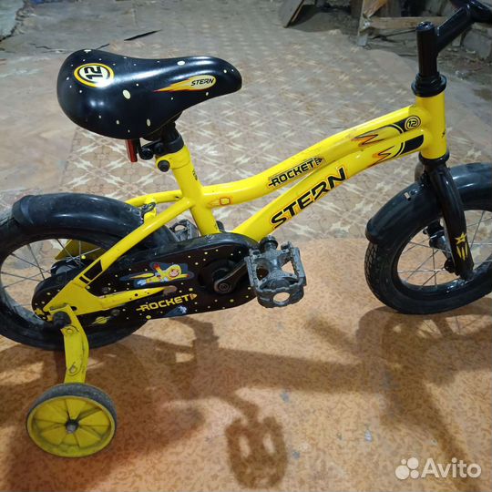 Детский трехколесный велосипед бу