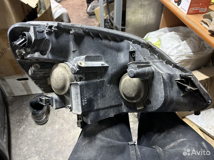 Фара передняя левая Opel Zafira 05-08 13252472LH