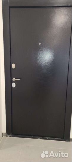 Дверь входная металлическая бу