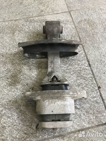 Опора двигателя Hyundai Sonata 6