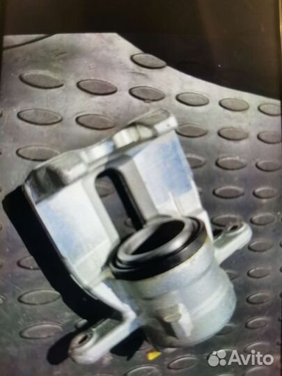 Суппорт Renault duster