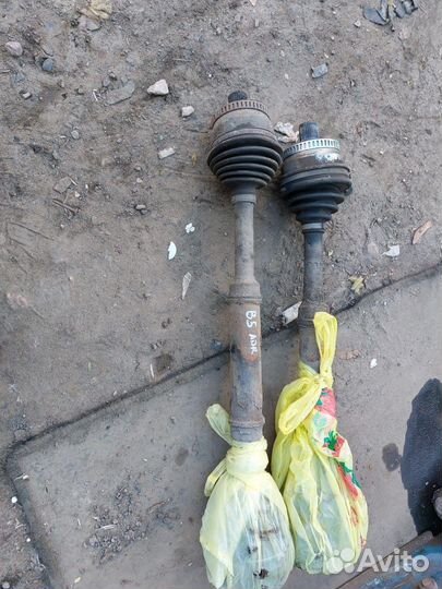 Привод передний Volkswagen Passat B5 1.8 ADR МКПП