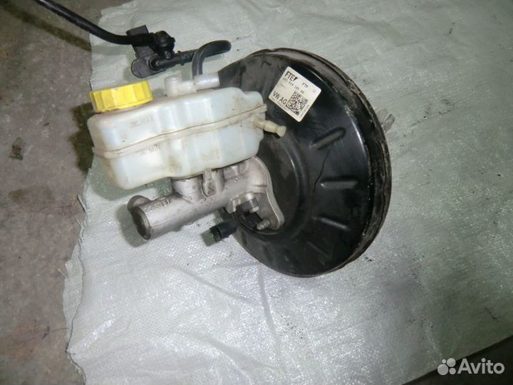 Volkswagen Polo 5 вакуумный усилитель 6R1614105