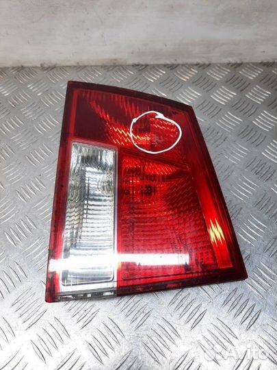 Фонарь крышки багажника правый Opel Vectra
