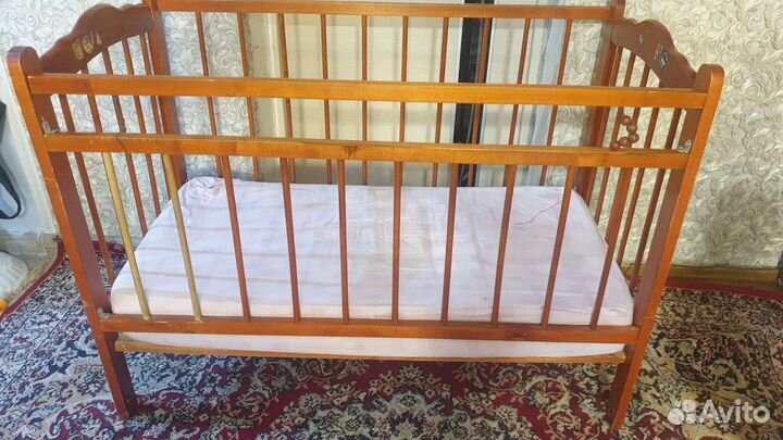 Детская кровать с матрасом бу