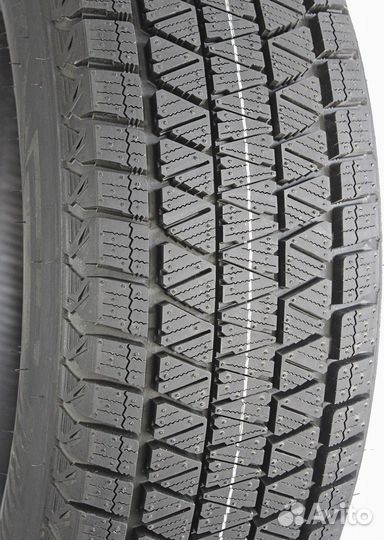Bridgestone Blizzak DM-V3 275/60 R20 115