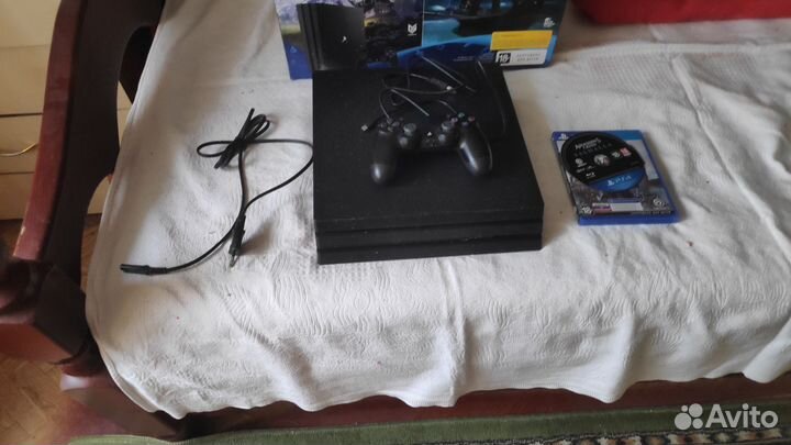 Sony playstation ps4 pro 1tb