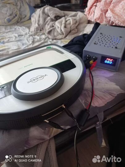 Робот пылесос Kobold VR200