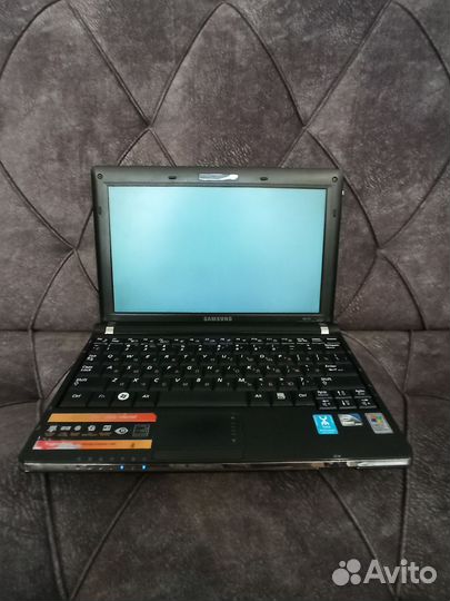 Нетбук samsung Np-NC10