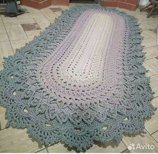 Ковер вязаный