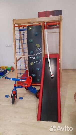 Детский уголок деревянный