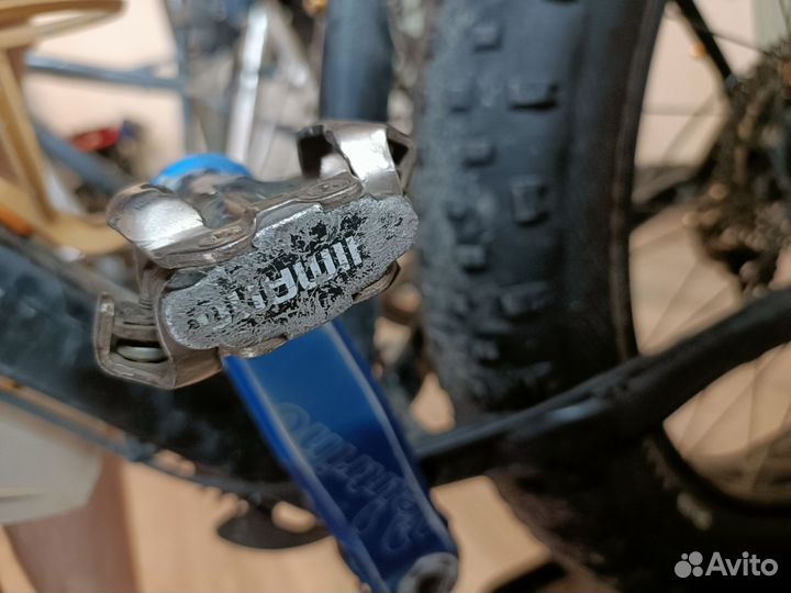 Контактный педали Shimano м520