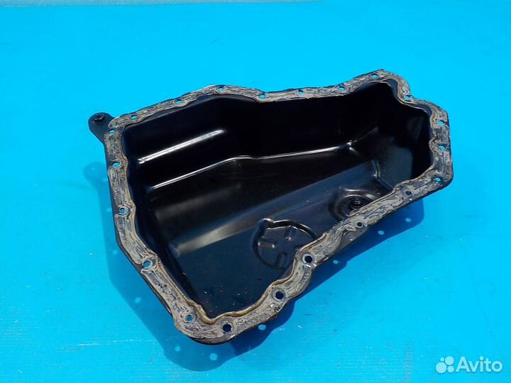 Масляный поддон двигателя Ford Kuga 1 2008-2012