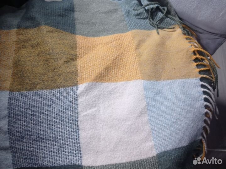 Шарфы платки палантины