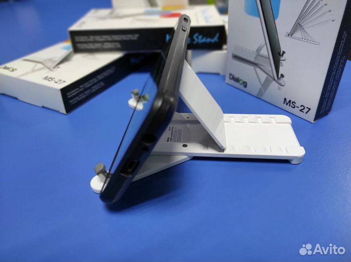 Новая подставка для планшета Dialog