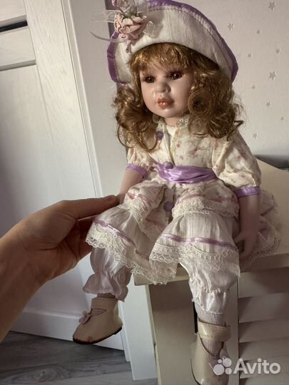 Кукла фарфоровая коллекционная