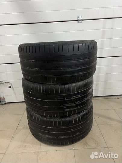 Nokian Tyres Hakkapeliitta 8 SUV 295/35 R21