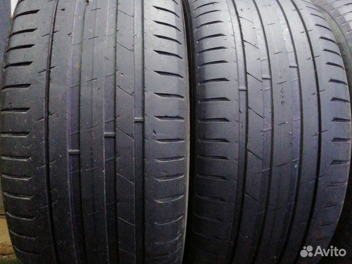 Nokian Tyres Hakka Black 2 SUV 285/50 R20 116W