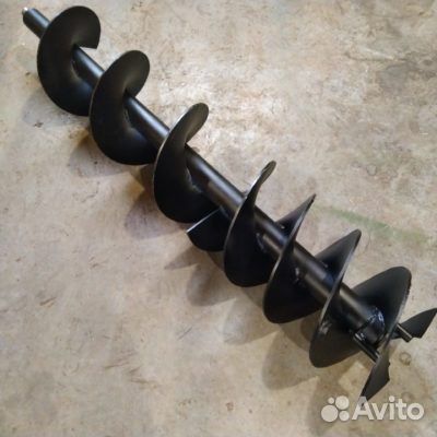 Шнек № AXE69564 комбайна John Deere