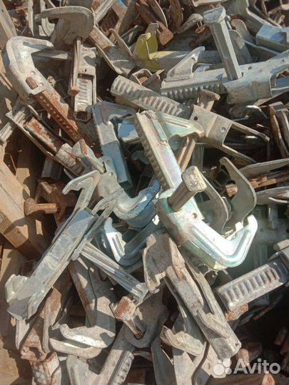 Замок клиновой опалубки