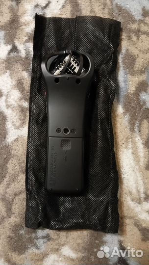 Рекордер zoom h1n