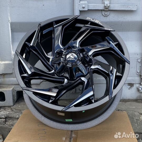 Диски Fuel Reaction R17 6x135 ET-12 Ford F-150