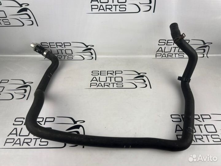 Патрубок системы охлождения Ford Focus 3 CB8 1.6L