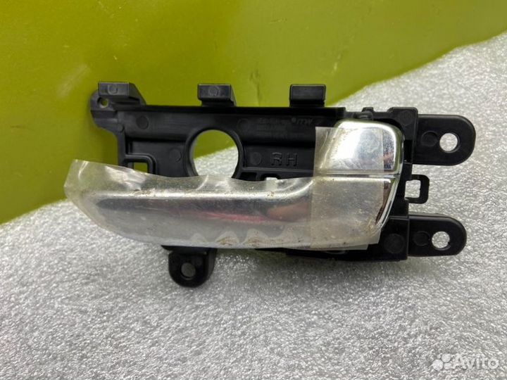 Ручка двери передняя правая Kia Cerato 3 YD G4NA