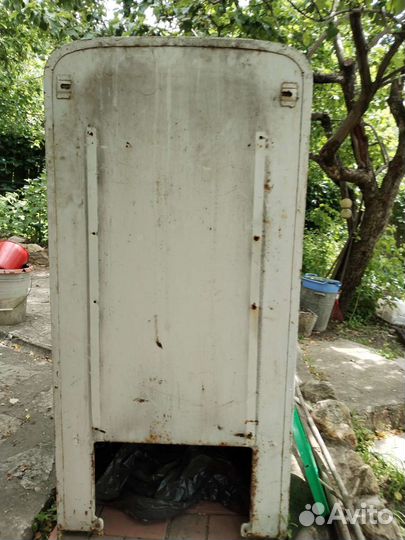 Корпус холодильника