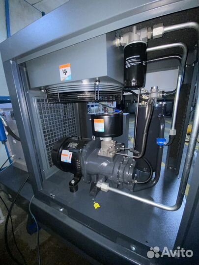 Винтовой компрессор Ironmac IC 20/8 B