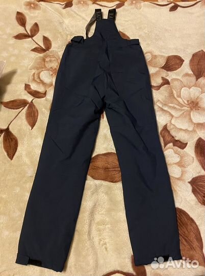 Горнолыжный костюм женский