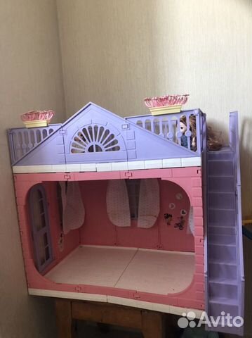 Большой кукольный домик