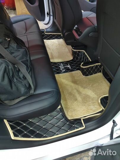 Кожаные автомобильные коврики