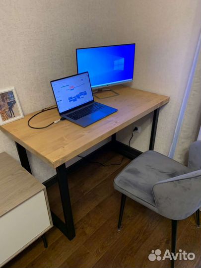 Компьютерный стол в стиле loft из массива