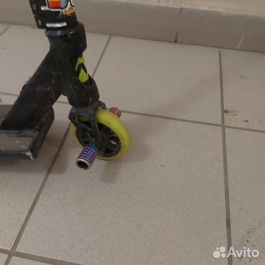 Трюковой самокат