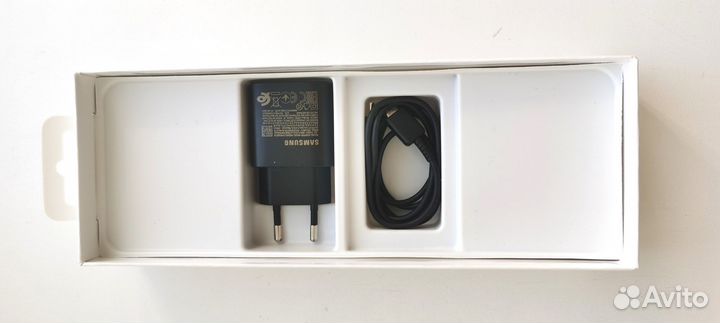 Беспроводное зарядное устройство 3 в 1 samsung