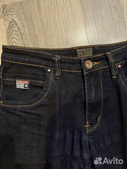 Джинсы мужские