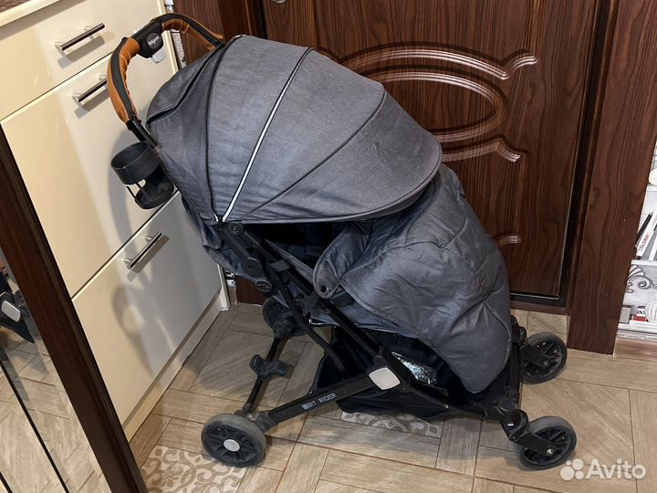 Прогулочная коляска babycare