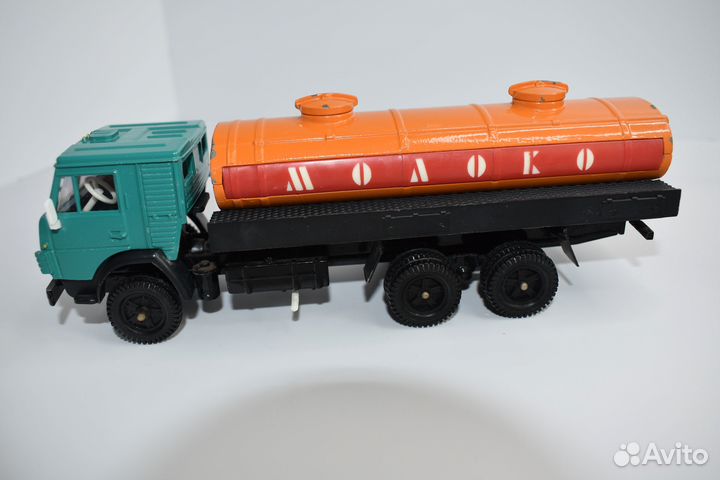 Камаз 53212 Молоко Модель 1:43 Элекон