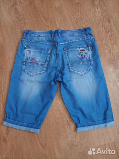 Джинсовые шорты