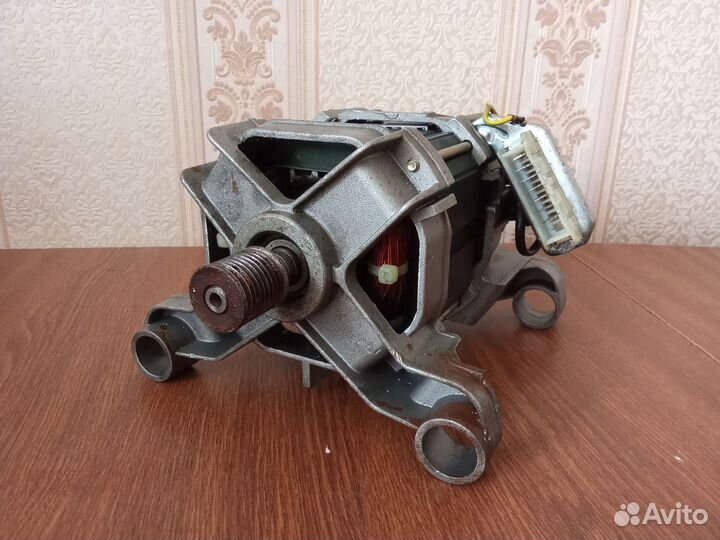 Двигатель от стиральной машины Веко WKD 23580 T